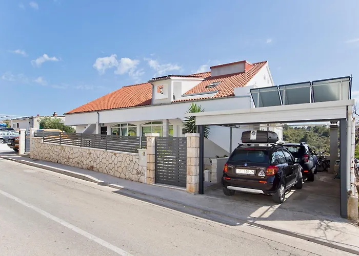 Daire Juric Hvar Town